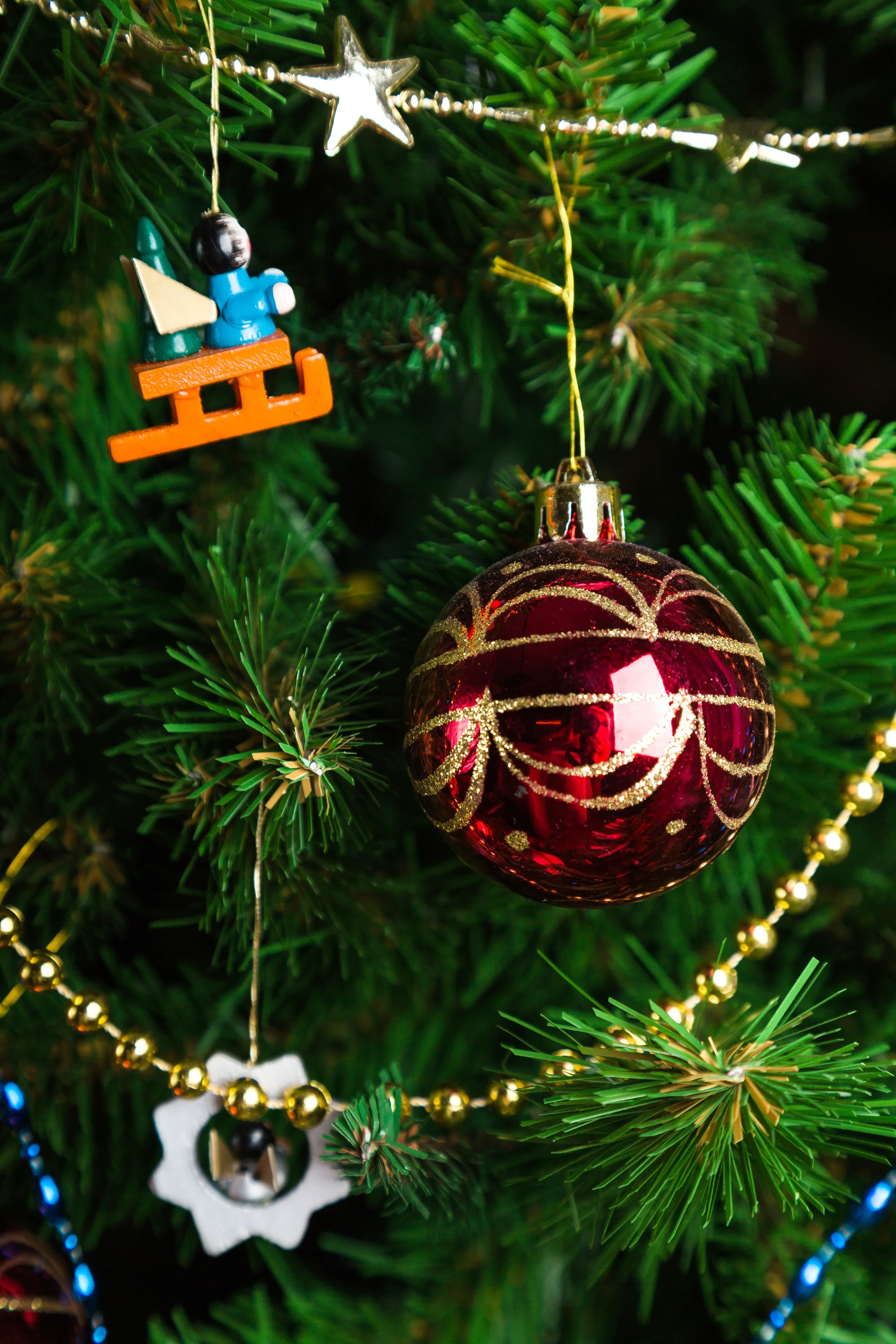 christmas tree jigsaw puzzle